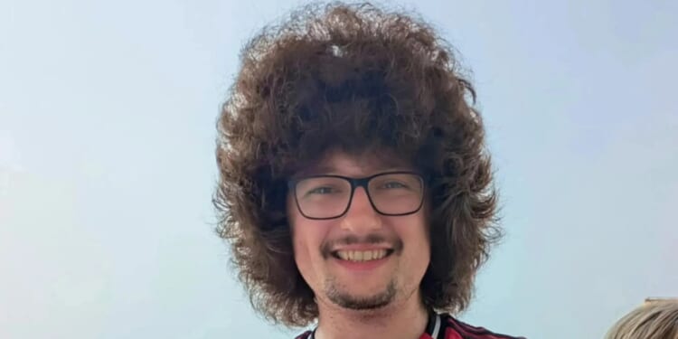 Man Utd fan who attacked viral supporter who refuses to cut hair until they win 5 in a row slapped with INDEFINITE BAN