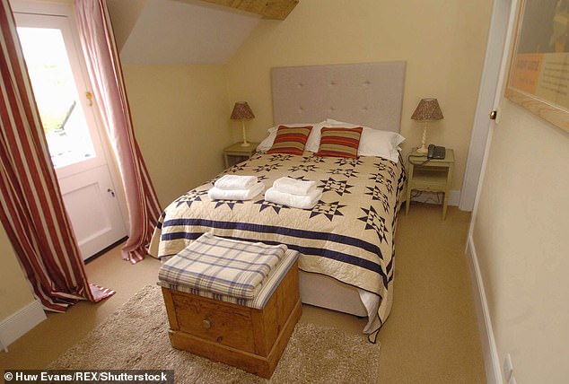 The North Range and the West Range cottages adjoining the King's farmhouse cost from £1,400 to £2,400 per week depending on the time of year