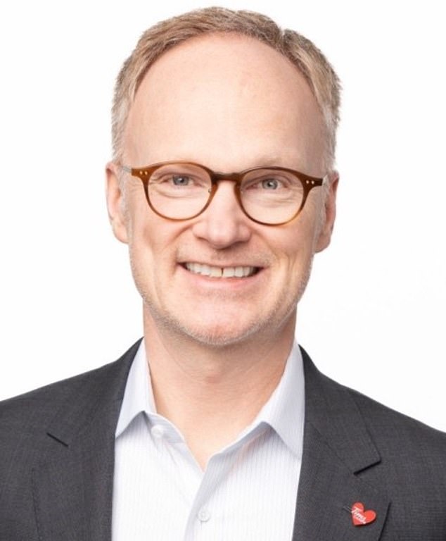 Axel Schwan courageously gave chase to a thief who brazenly stole the watch in June 2024