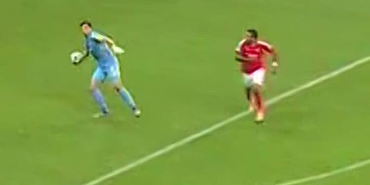 Watch 'genuinely unbelievable' Nick Pope throw as Newcastle star hurls ball 65 yards to assist Champions League goal