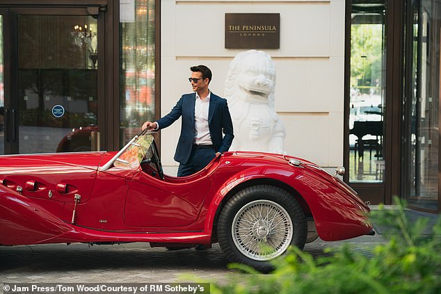 It was the first road car made with an engine, brakes and a lightweight chassis in motor racing