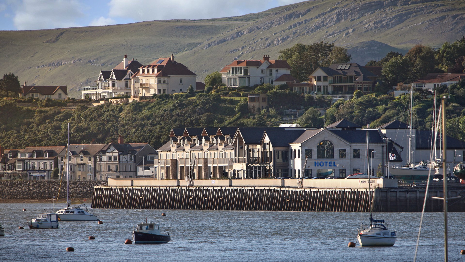 The Welsh seaside hotel right by massive beach resort with medieval castle views and fancy spa