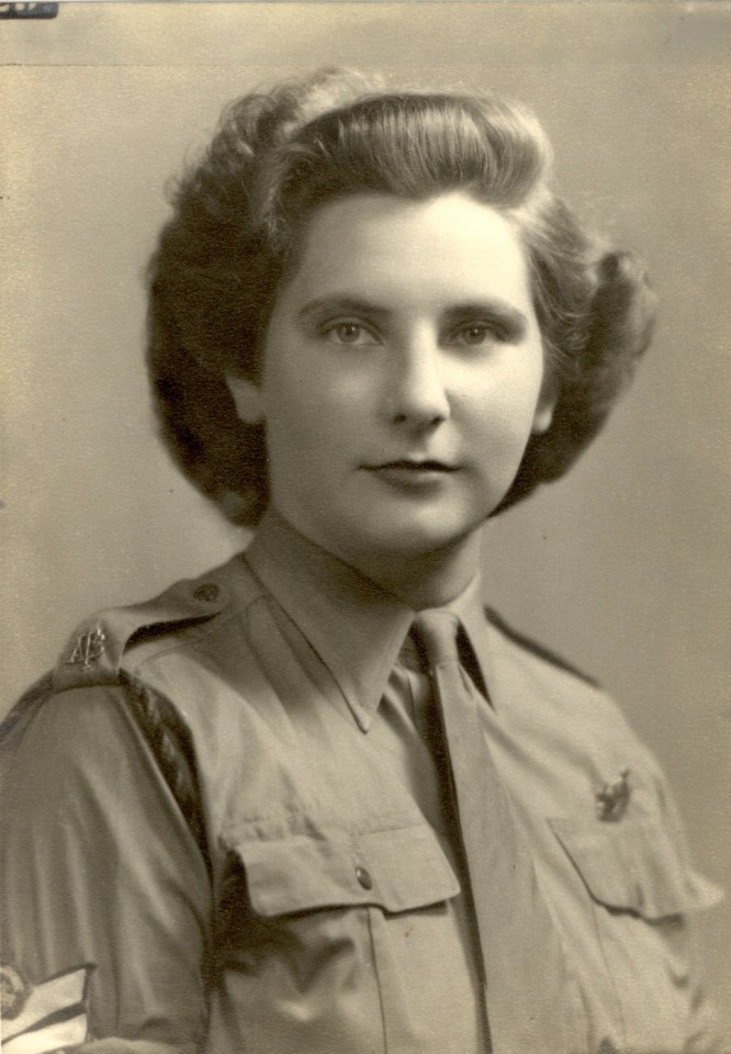 Charlotte 'Betty' Webb in military uniform.