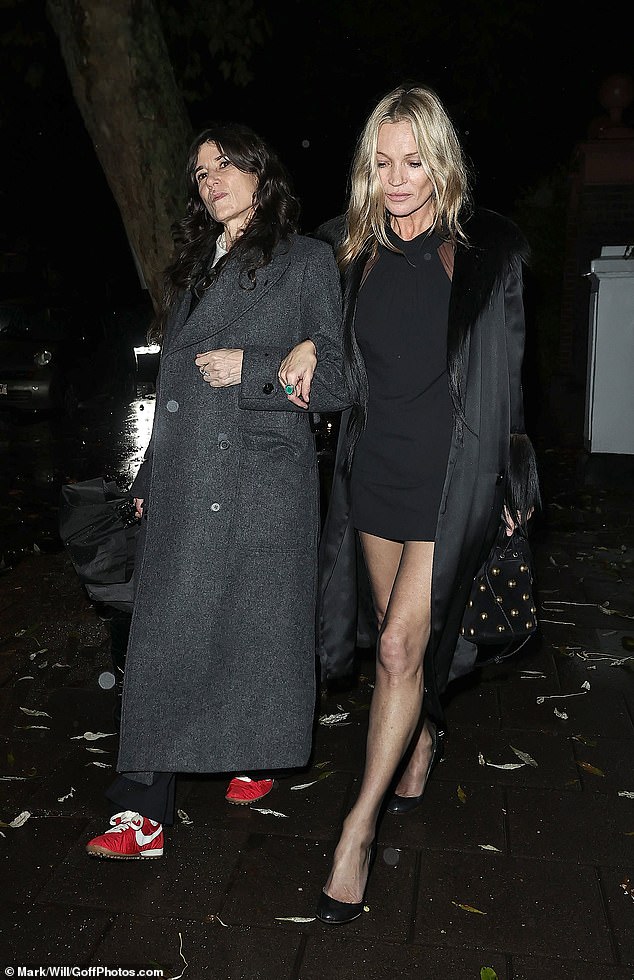 She added red Nike trainers to her look