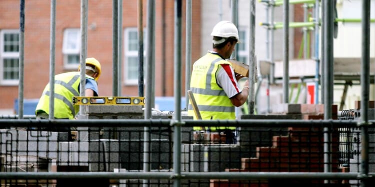 Fittest tradespeople revealed... & it's NOT bricklayers despite them completing heaviest lifts every day, says poll