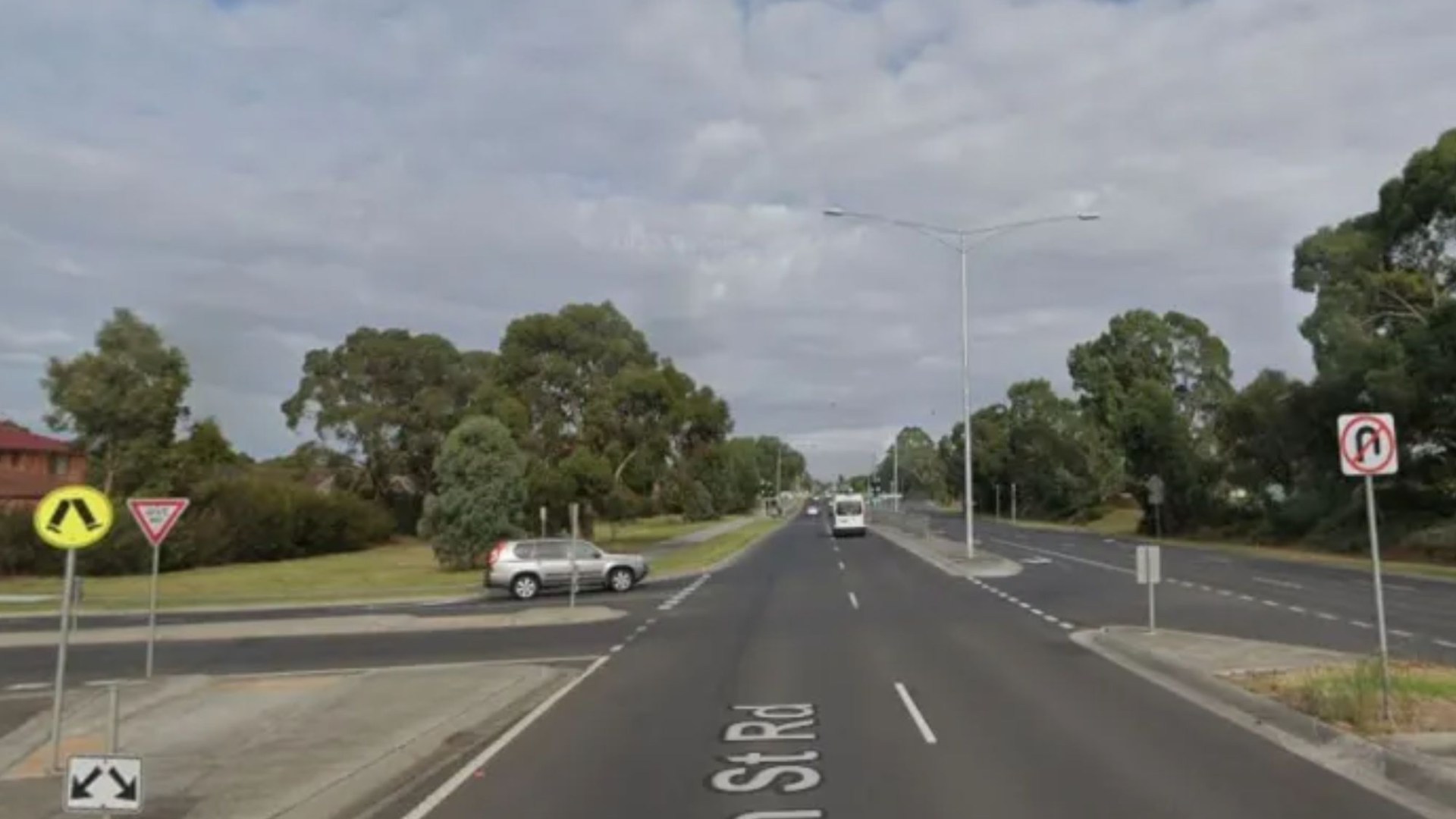 Girl, 11, fighting for life & boy, 4, hurt after horror two-car crash in Melbourne