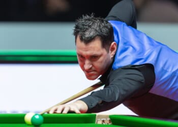 Snooker star Tom Ford playing through agony after sledgehammer incident left him with 'stabbing pains'
