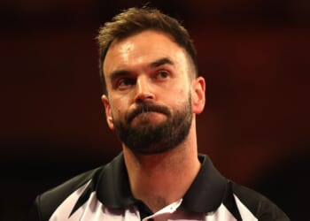 Darts star reveals he needed to carry on playing after heartbreaking loss of his mum so he wouldn't 'crack up'