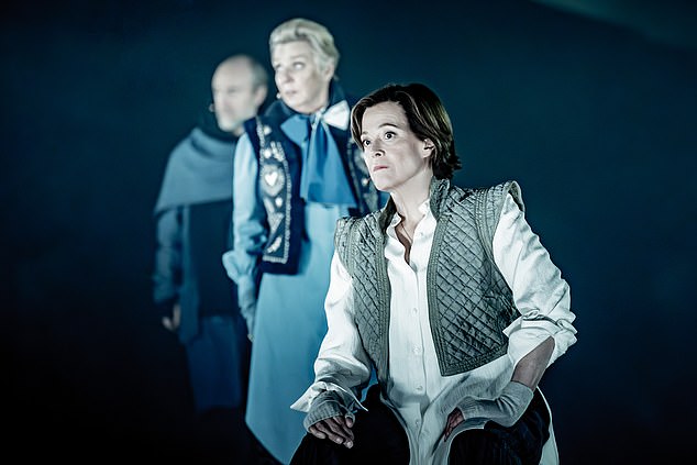 Sigourney Weaver teleported into London to make her long-overdue West End debut