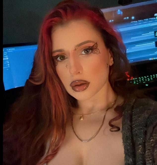 On her social media accounts, Scarlett alludes several times to her support for the Palestinian cause and refers to 'colonialists'