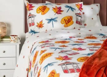 Shoppers are rushing to get their hands on Gilmore Girls bedding for just £12 at Home Bargains & it’s perfect for Autumn