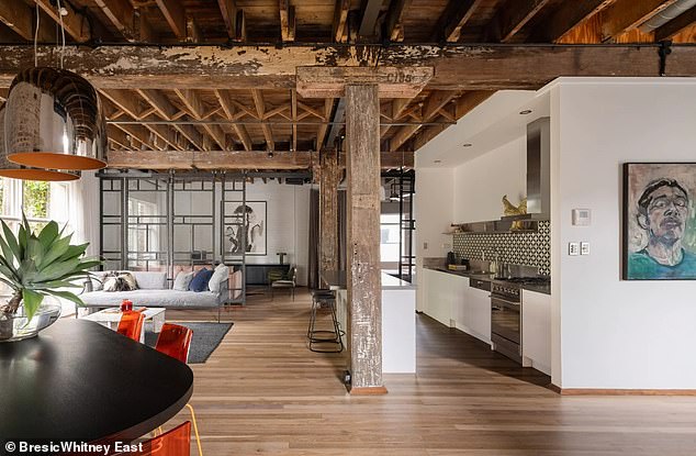 Printers Lane itself is easy to miss, tucked away from the traffic of Oxford Street and the nightlife it is famous for, yet only a short walk from Hyde Park and the CBD