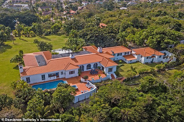 The Duchess of Windsor described the couple's Bahamas house as a 'shack by the sea'