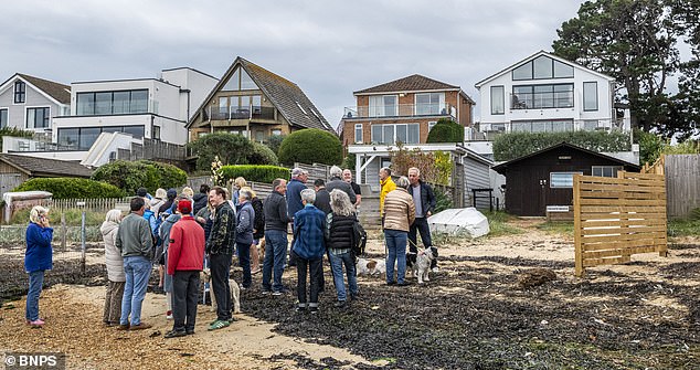 'The homeowners should just relax and let people enjoy the area as they have always done', frustrated residents have argued