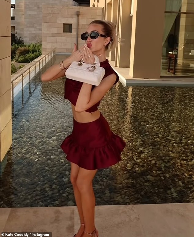 The video was shared to Kate's page on Sunday evening, alongside the song, Apocalypse by Cigarettes After Sex