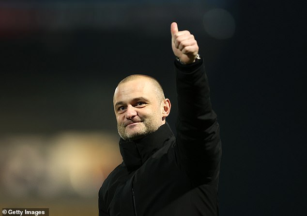 He will be joined in the dugout by former Hoops star Shaun Maloney, who was recently sacked as head coach at Wigan