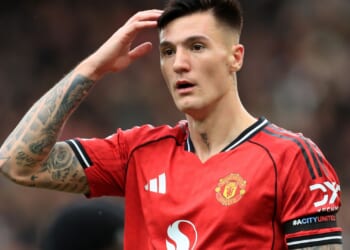 Benjamin Sesko told to get angry and deliver X-rated instructions to Man Utd team-mates