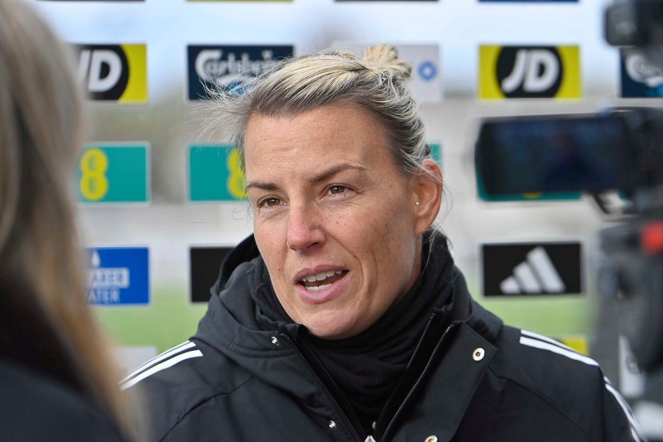 NINTCHDBPICT001033322965