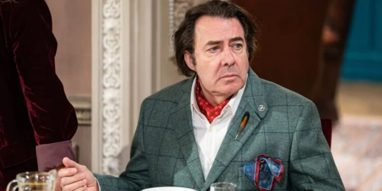 Jonathan Ross reveals unaired Celeb Traitors moment throwing round table into chaos