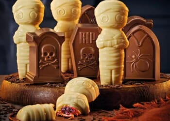 Trick or treaters run to Aldi to pick up spook-tacular Halloween treats from £2.99