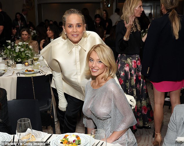 The two stars once again crossed paths inside the main venue as they enjoyed a meal with other celebrity guests