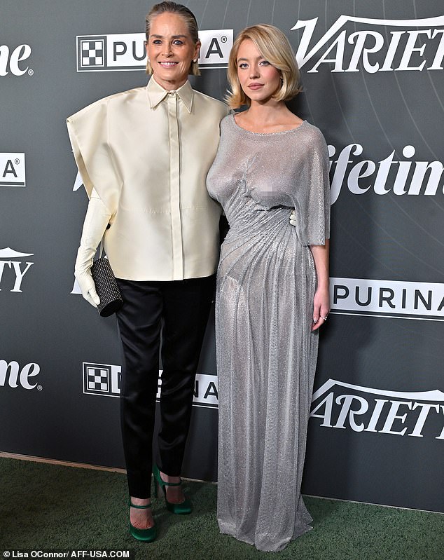 Sweeney and Stone also stopped for a brief photo session together before the event began