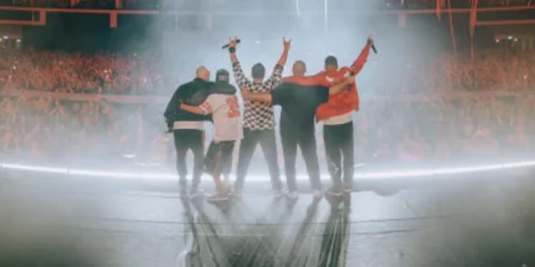 Inside original Five line-up's comeback gig after 25 years packed with 90s hits, screaming fans & impressive dancing