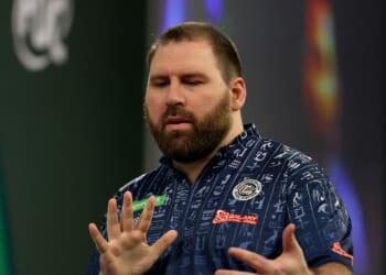 Fortnite producer, 37, qualifies for World Darts Championship after lockdown caused dramatic career change