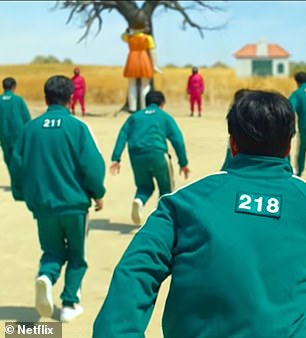 In 'Red Light Green Light', players must run when green light is called and stay still when red light is called