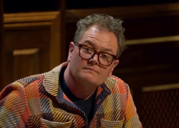 Alan Carr and Paloma Faith's Celebrity Traitors feud has deepened after the comedian snubbed her pregnancy announcement