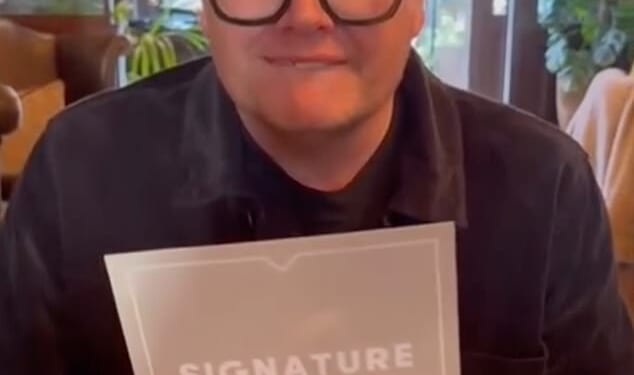 Alan Carr has poked fun at 'murdering' his pal Paloma Faith in a tongue-in-cheek moment after the dramatic Celebrity Traitors twist