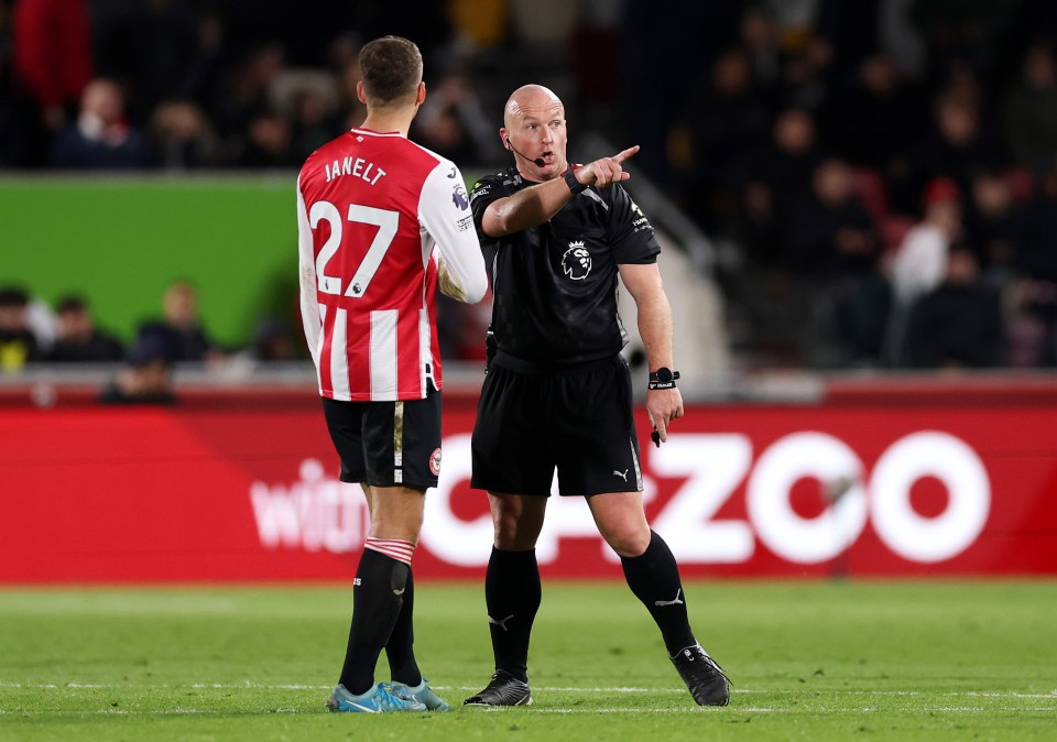 Brentford v Liverpool - Premier League