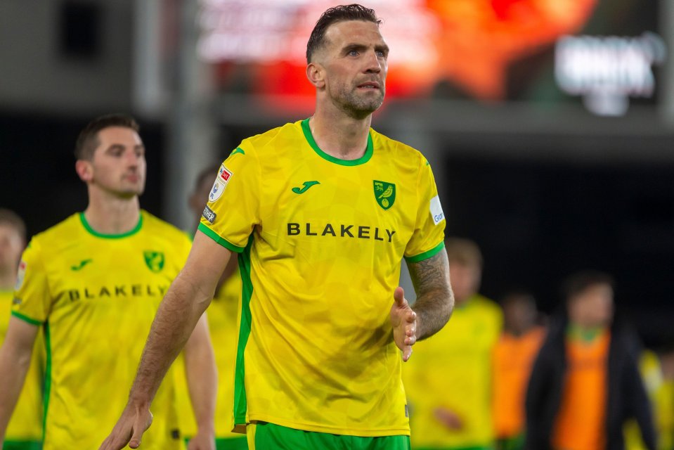 Shane Duffy of Norwich City looks dejected after the Sky Bet Championship match between Norwich City and Sunderland at Carrow Road, Norwich on Tuesday 8th April 2025. (Photo: David Watts | MI News) Credit: MI News & Sport /Alamy Live News