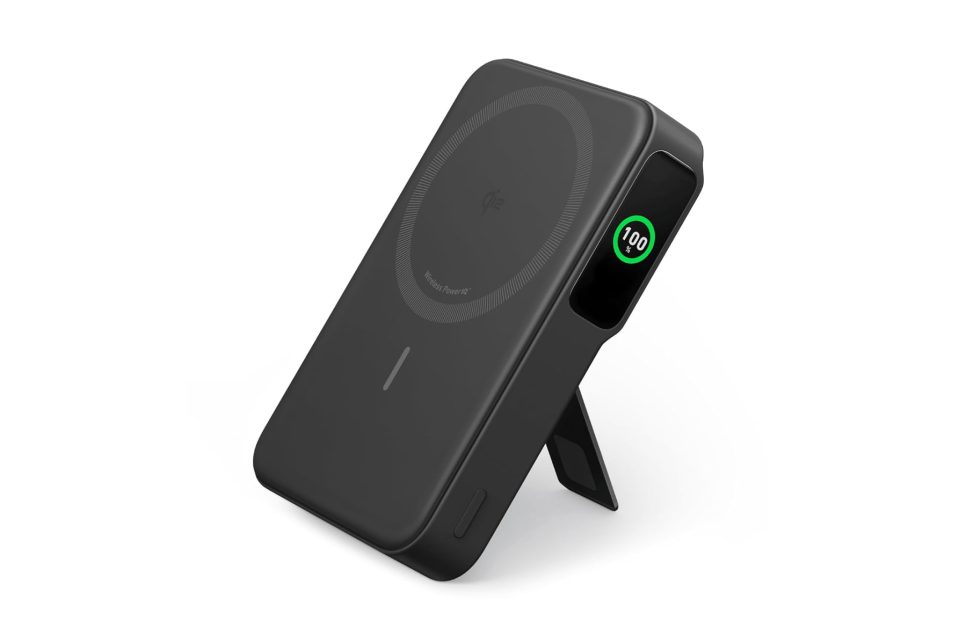 Black Anker MagGo Prime power bank with a digital display showing 100% charge.