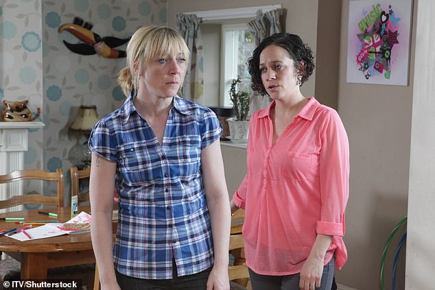 Emmerdale star Kelli Hollis has opened up about her four year stint on the ITV soap - including one iconic star who showed their true colours on set when the cameras stopped rolling