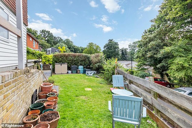 Southwark Council policy states that it seeks an ¿informal approach¿ if the landlord cooperates and submits a valid application along with the appropriate fee ¿within a reasonable time scale¿