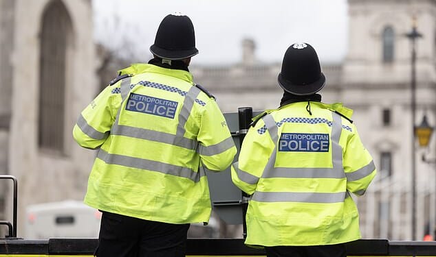 The first research of its kind has found that at least 29,000 repeat offenders were behind more than 130,000 crimes a year, costing the public purse £5bn a year