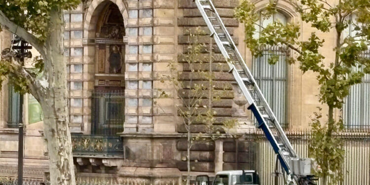 Napoleon's jewels missing: Thieves strike Louvre in daring heist, closing museum