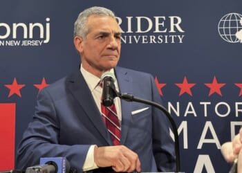 New Jersey Governor's Race About All Tied Up, Jersey Mikie's Panic Attacks Getting Fugly – HotAir