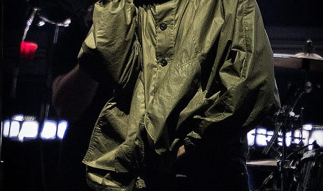 Noel Gallagher's handwritten lyrics for Oasis' hit Don't Look Back In Anger have been flogged for over £20,000