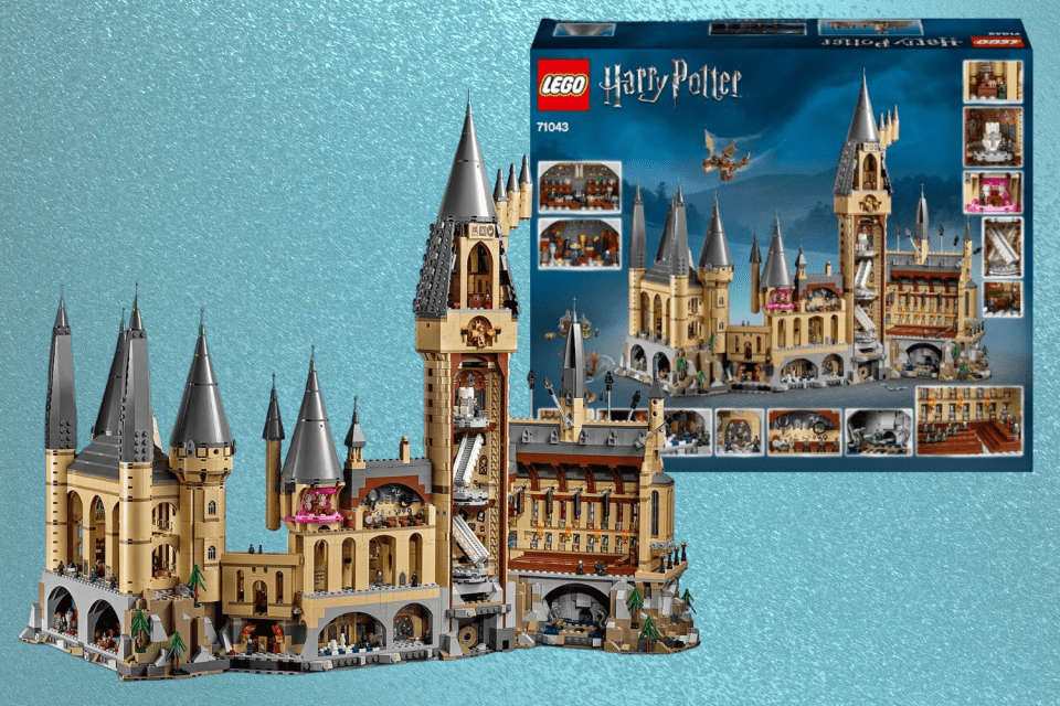 LEGO Harry Potter Hogwarts Castle and its packaging.
