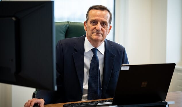 CPS chief Stephen Parkinson has sensationally revealed that the China spy case collapsed after the Government¿s national security adviser refused to provide crucial evidence that China represented an ¿active threat¿