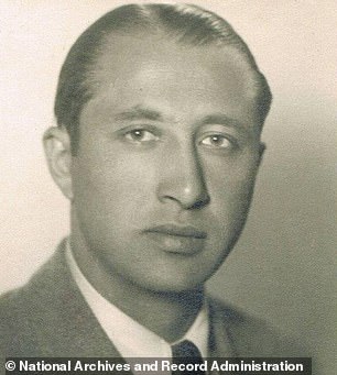 The real life Du¿ko Popov, pictured at the height of World War II in 1940