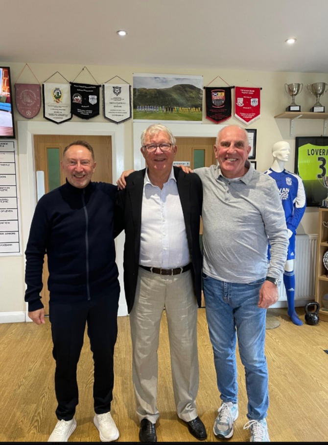 Sir Alex Ferguson, center, with Ian Gray and Frank Lovering at Benburb FC.