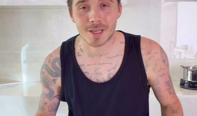 Victoria and David Beckham have praised estranged son Brooklyn as he showed off his kitchen skills, hinting at a potential family reconciliation