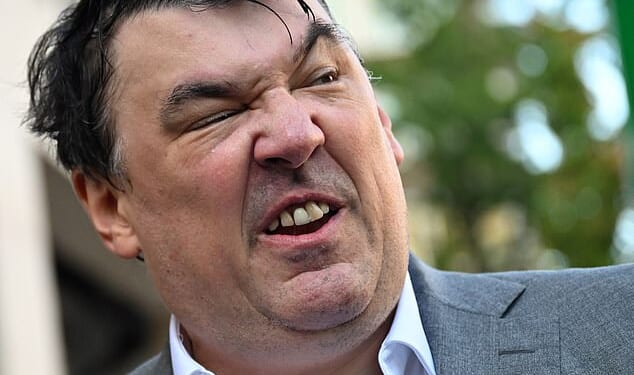 A police probe into tweets made by Graham Linehan about transgender people has been dropped - and the Met says it will no longer probe alleged non-crime hate incidentsf