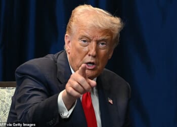 Donald Trump said that young children should not be given Tylenol, as he once again urged pregnant not to take the drug after publicly linking it to autism