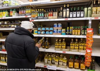 While some oils promise the health conscious endless benefits such as boosting heart and brain health, others increase the your risk of heart disease