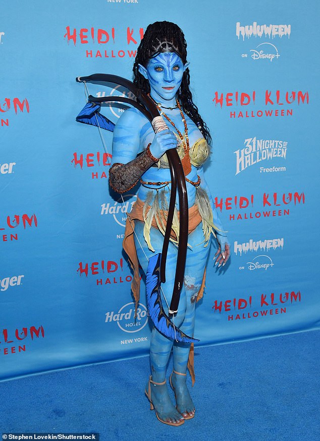 Love Island USA Season 7 winner Amaya Espinal looked amazing as she channeled The Na'vi from Avatar. She painted her entire body blue, with vivid face makeup. She also sported a beaded bra and brown heels
