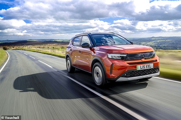 We drove the smaller 44kWh battery Frontera Electric. And if you thought the instant torque synonymous with electric cars will translate to better acceleration than the hybrid, then you'll be bitterly disappointed. It takes almost 13 seconds to hit 62mph